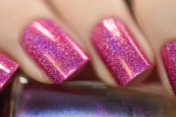 Paige -HOLO Nails Shop 00626 scaled 1