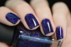Lulu -HOLO Nails Shop 02244 scaled 1