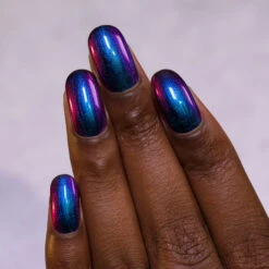 Birefringence -HOLO Nails Shop Birefringence 1