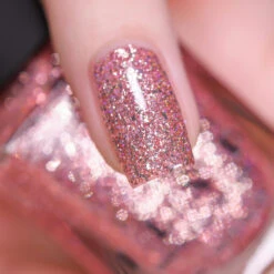 Daydreamer -HOLO Nails Shop Daydreamer Macro Site