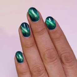 Enchantment -HOLO Nails Shop Enchantment M1