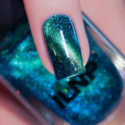 Enchantment -HOLO Nails Shop Enchantment Macro M3