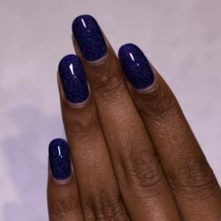 Lulu -HOLO Nails Shop Lulu