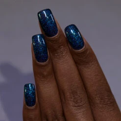 Lured 11 Lured -HOLO Nails Shop Lured M2