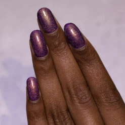 Off The Grid -HOLO Nails Shop Off The Grid