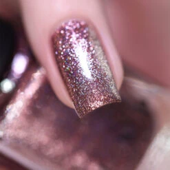 Olivia -HOLO Nails Shop Olivia Macro