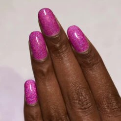 Paige -HOLO Nails Shop Paige 1