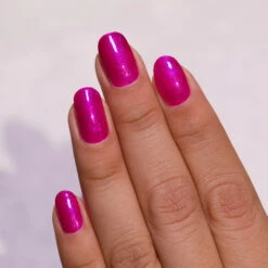 Pucker Up -HOLO Nails Shop Pucker Up 1