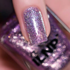 Smitten -HOLO Nails Shop Smitten Macro