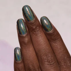 Treehouse -HOLO Nails Shop Treehouse 1