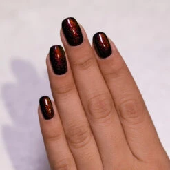 Underground -HOLO Nails Shop Underground copy