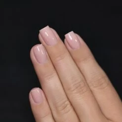 CEO 10 CEO -HOLO Nails Shop ceo madison