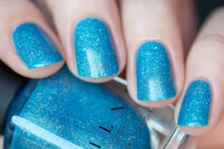 Float On -HOLO Nails Shop floaton8