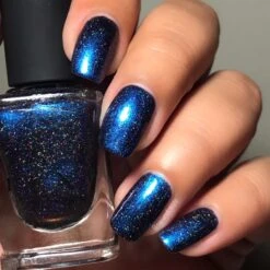 Unfazed -HOLO Nails Shop image1