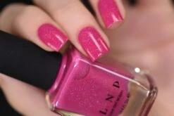 Party Hat -HOLO Nails Shop party hat 2