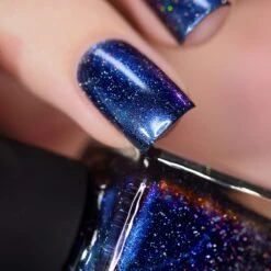 Unfazed -HOLO Nails Shop unfazed 2